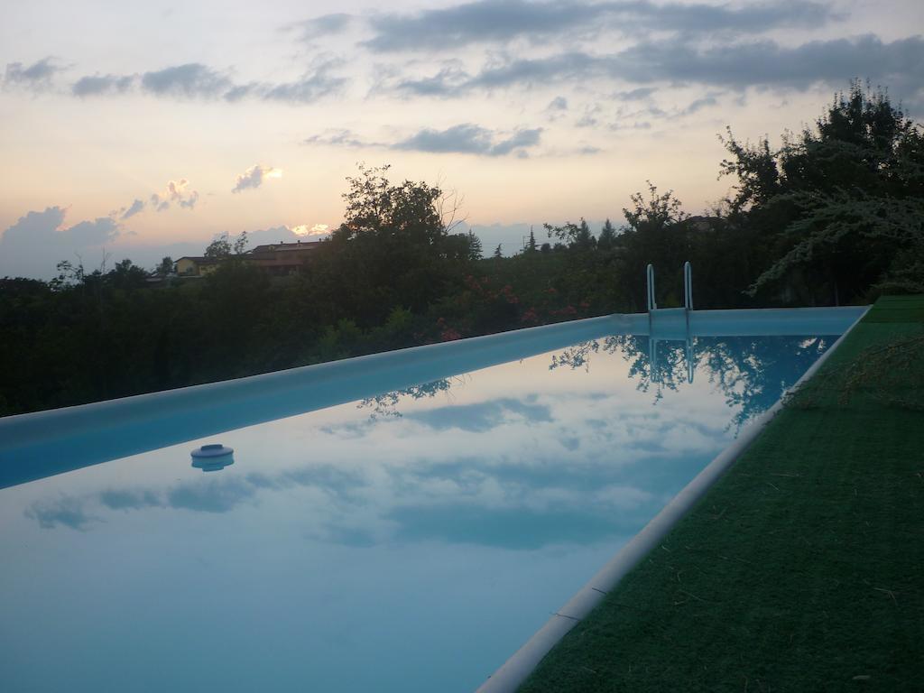 Art Peace And Food Hotell Villanova d'Asti Exteriör bild